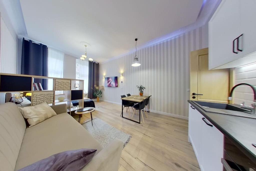 Shortstay Wroclaw Traugutta A ภายนอก รูปภาพ